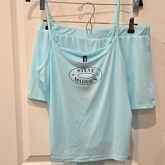 Steve Madden Adjustable Cami & Short PJ Set - Picture 5 of 6